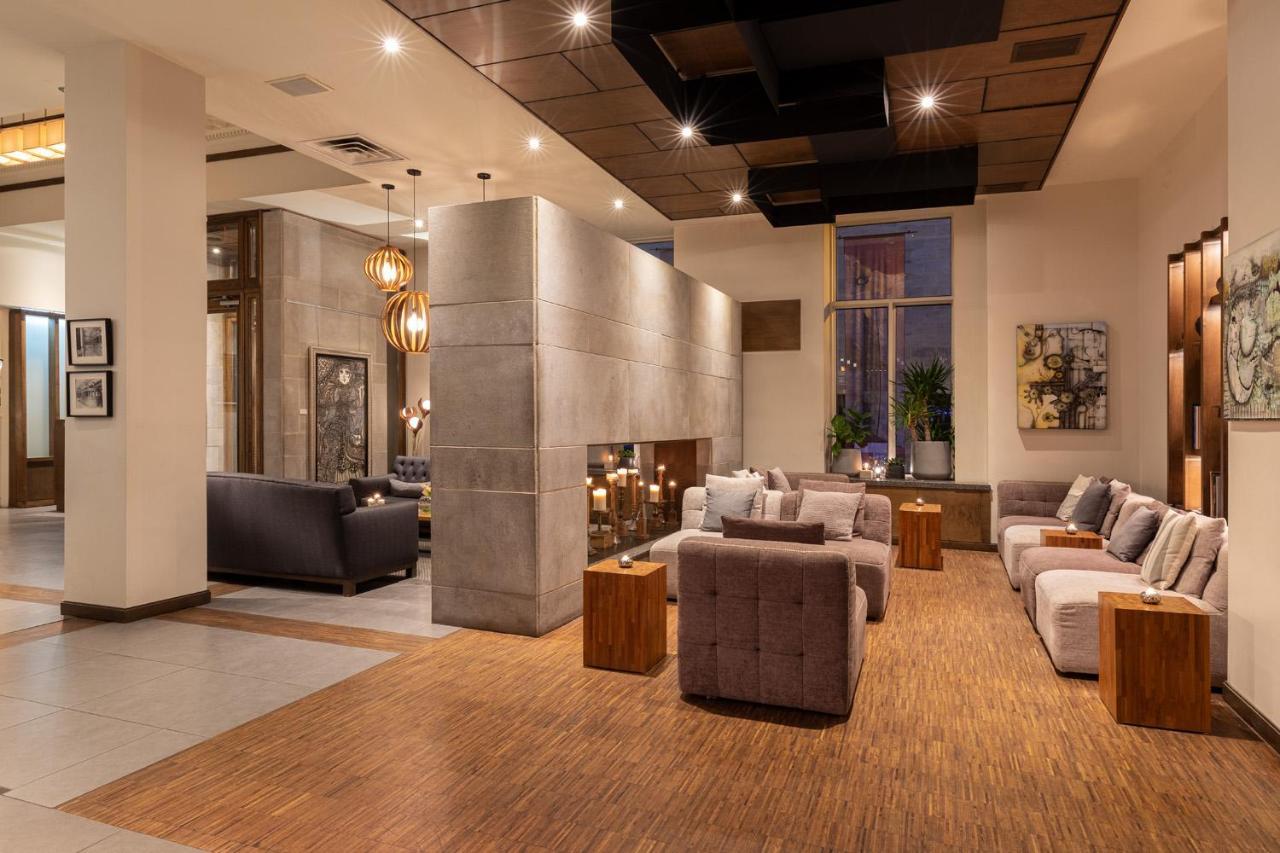 Hotel 71 By Preferred Hotels & Resorts ควิเบกซิตี้ ภายนอก รูปภาพ